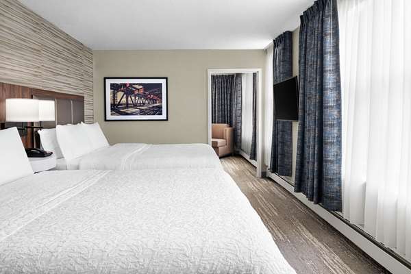  - Hampton Inn & Suites Downtown Chicago