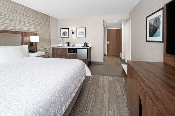  - Hampton Inn & Suites Downtown Chicago