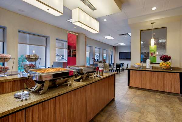 Restaurant - Hampton Inn & Suites Downtown Chicago
