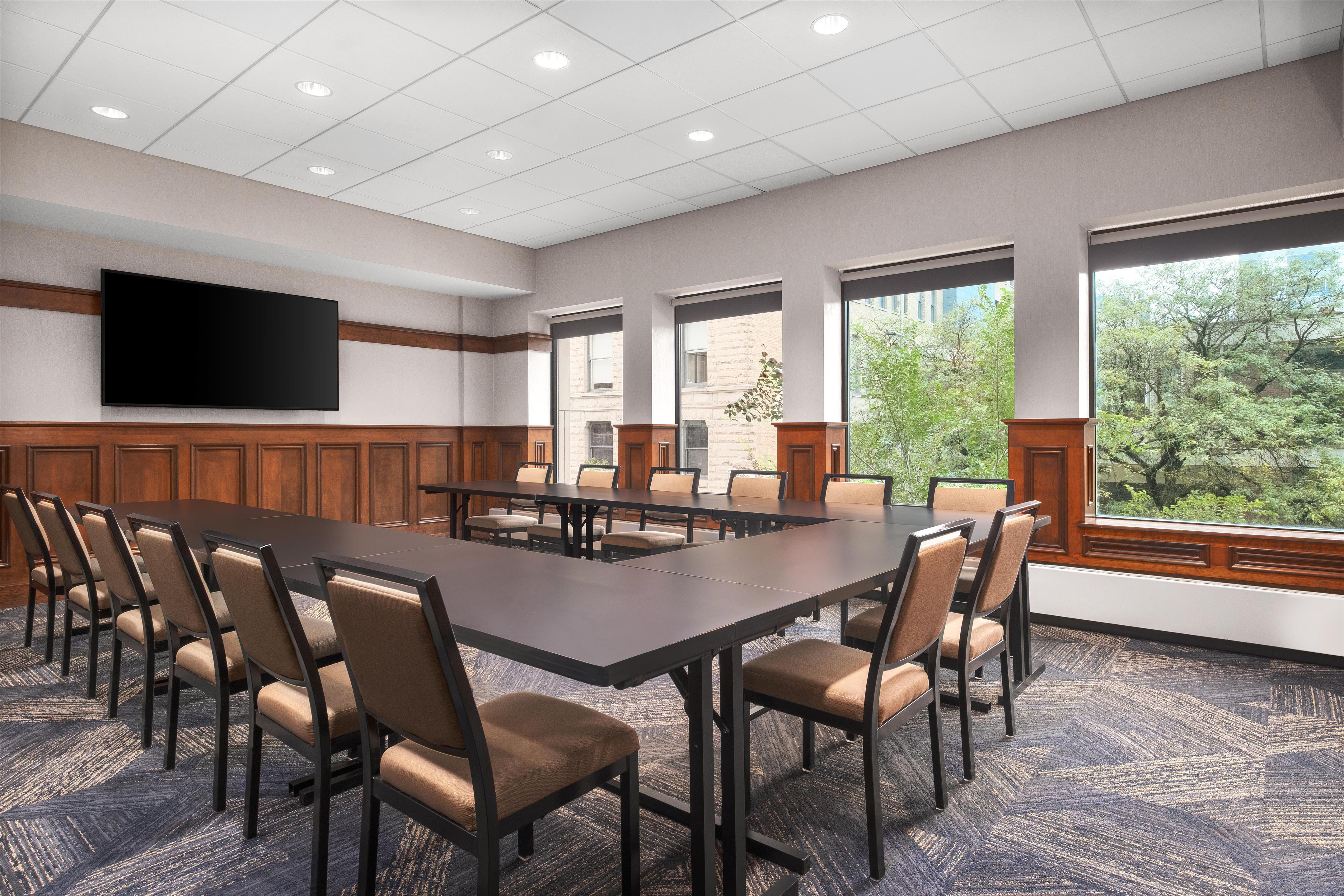 Meeting Room | Hampton Inn & Suites Chicago Downtown