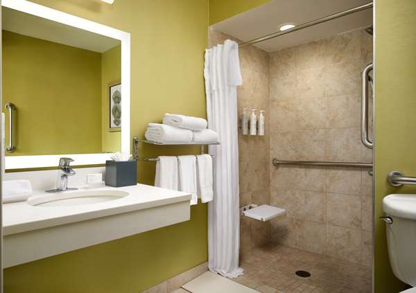  - Homewood Suites by Hilton Magnificent Mile Chicago