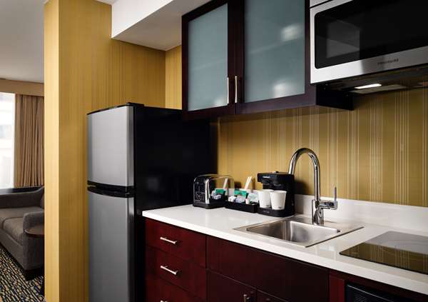  - Homewood Suites by Hilton Magnificent Mile Chicago