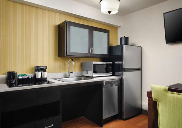  - Homewood Suites by Hilton Magnificent Mile Chicago