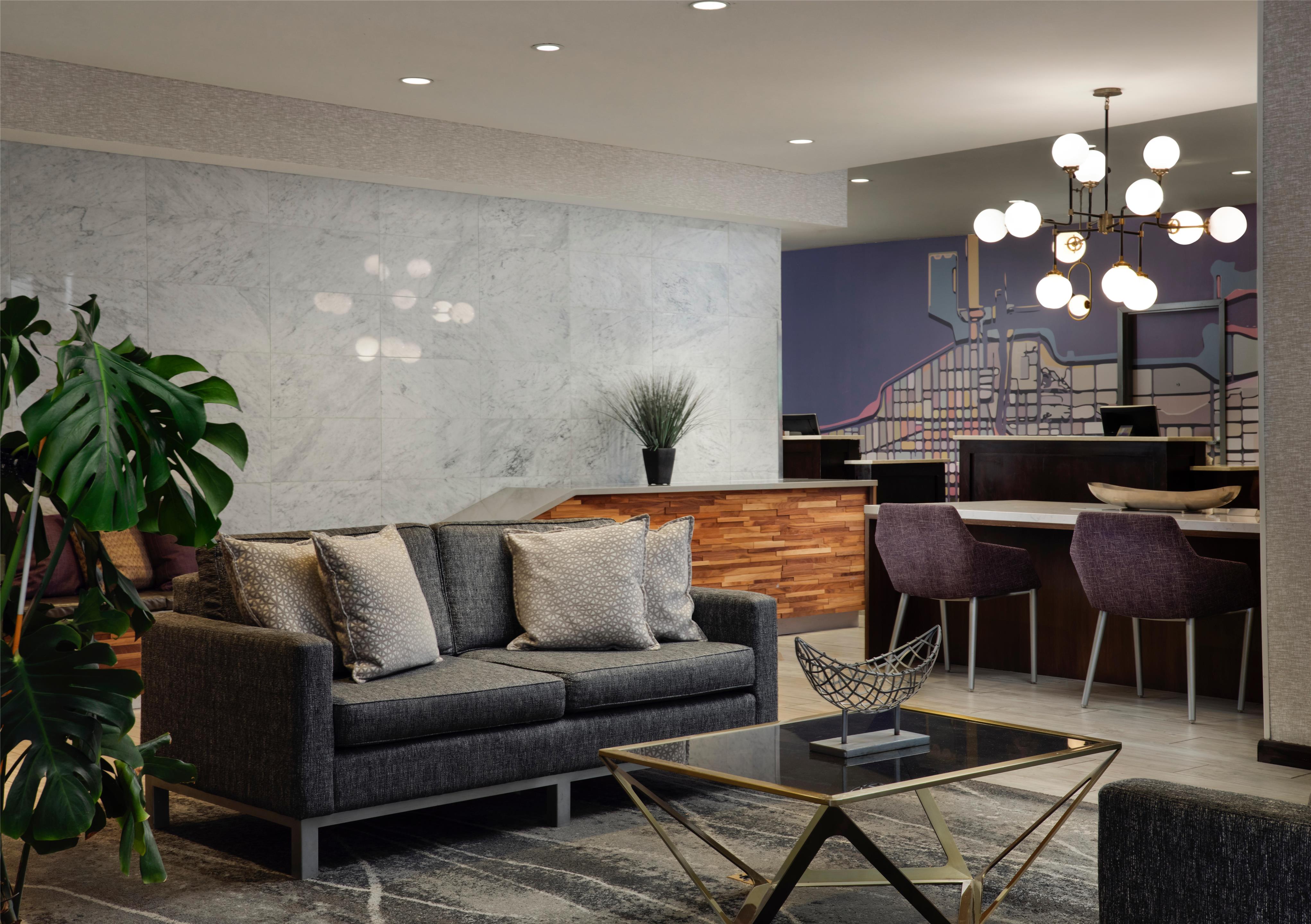 Lobby | Homewood Suites by Hilton Chicago Downtown/Magnificent Mile