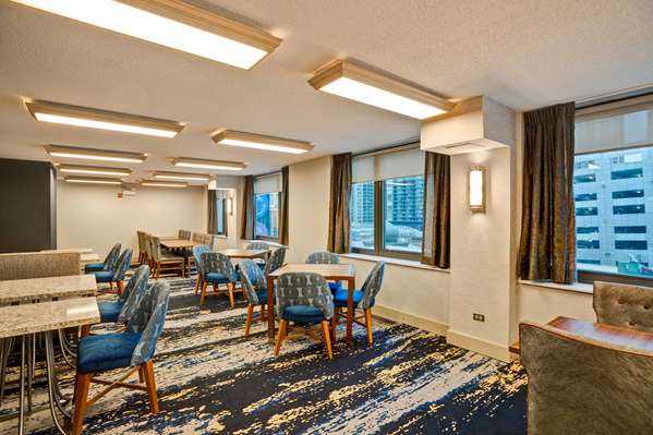 Amenities - Homewood Suites by Hilton Downtown Chicago