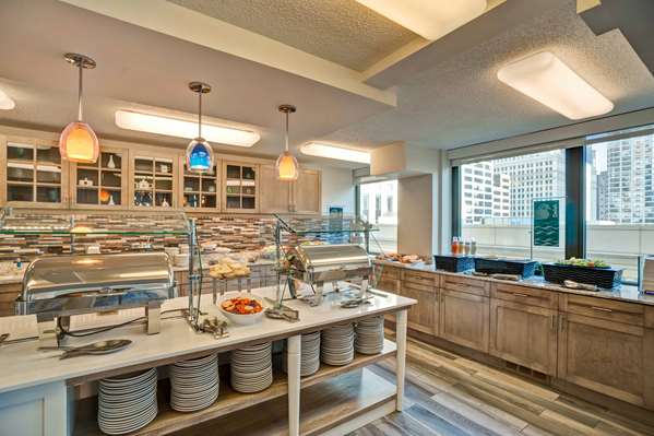 Amenities - Homewood Suites by Hilton Downtown Chicago