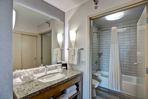 - Homewood Suites by Hilton Downtown Chicago