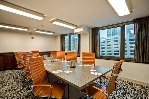  - Homewood Suites by Hilton Downtown Chicago