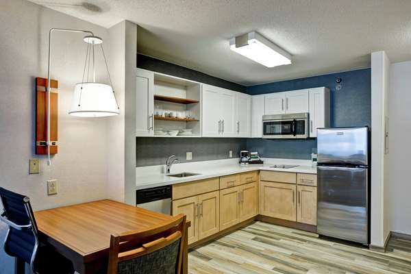  - Homewood Suites by Hilton Downtown Chicago