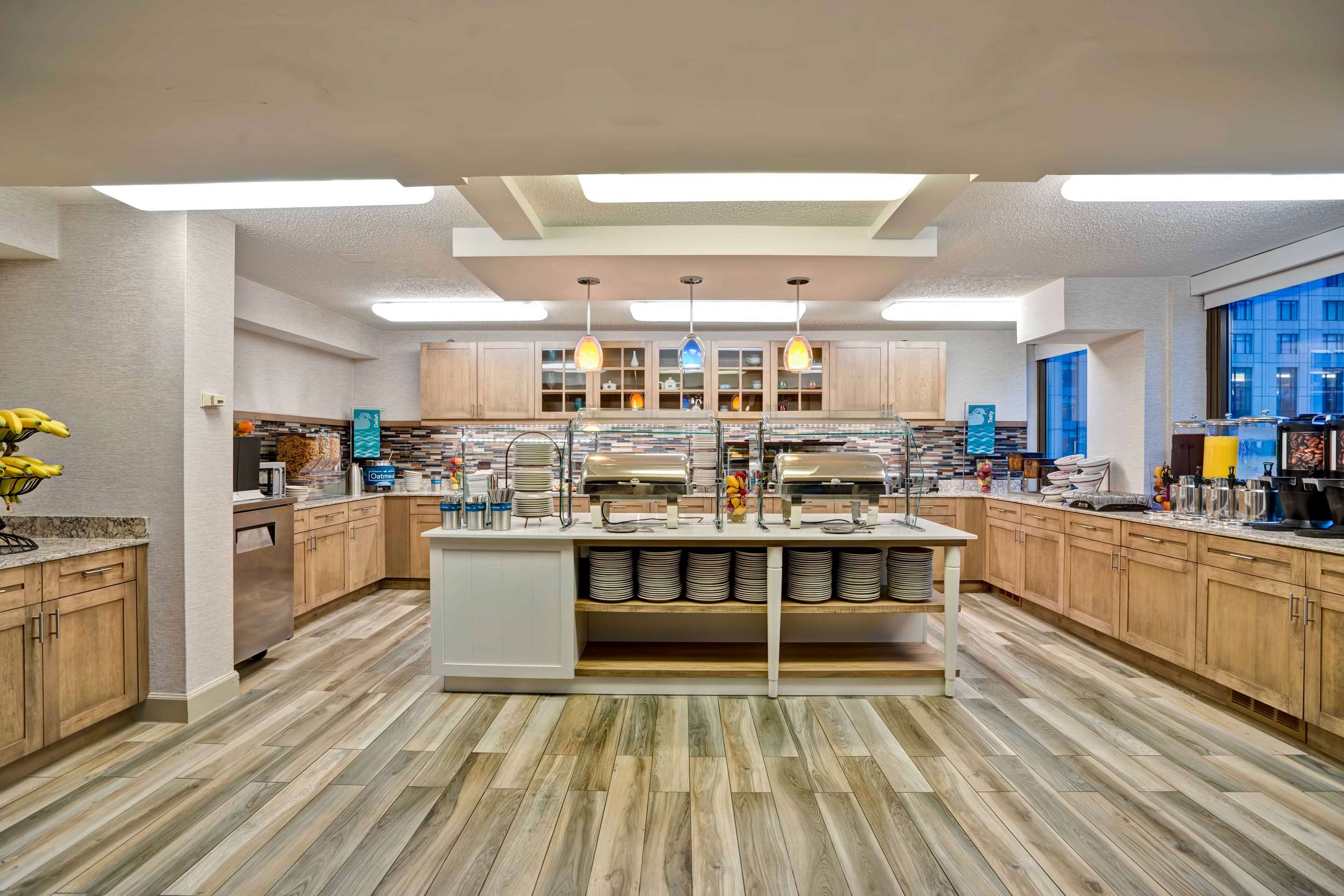Restaurant | Homewood Suites by Hilton Chicago-Downtown