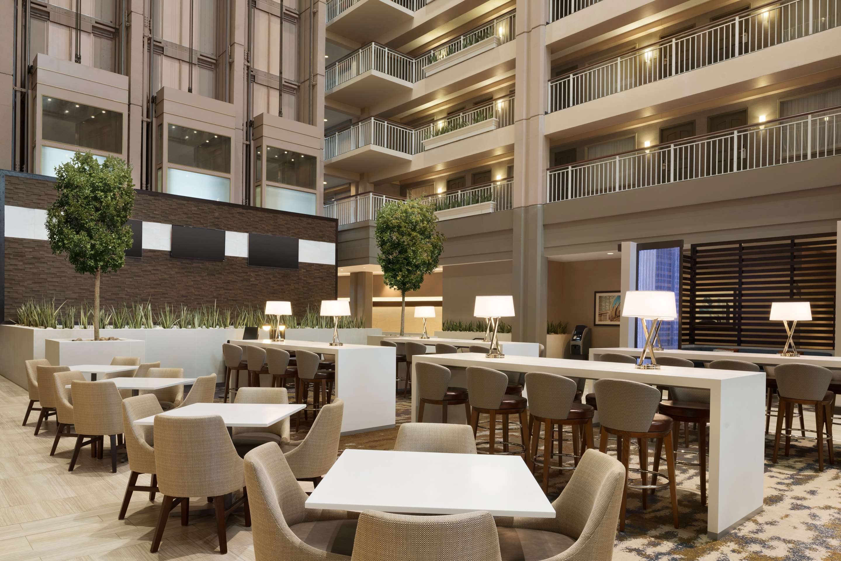 Lobby | Embassy Suites by Hilton Chicago Lombard Oak Brook