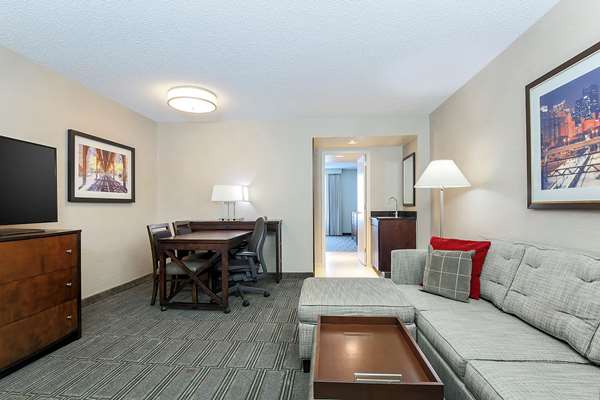  - Embassy Suites Oak Brook Lombard