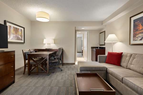  - Embassy Suites Oak Brook Lombard