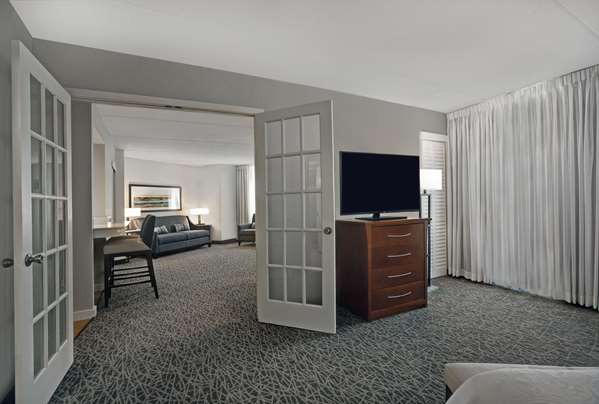  - Homewood Suites by Hilton Lincolnshire - I-94, Exit 21