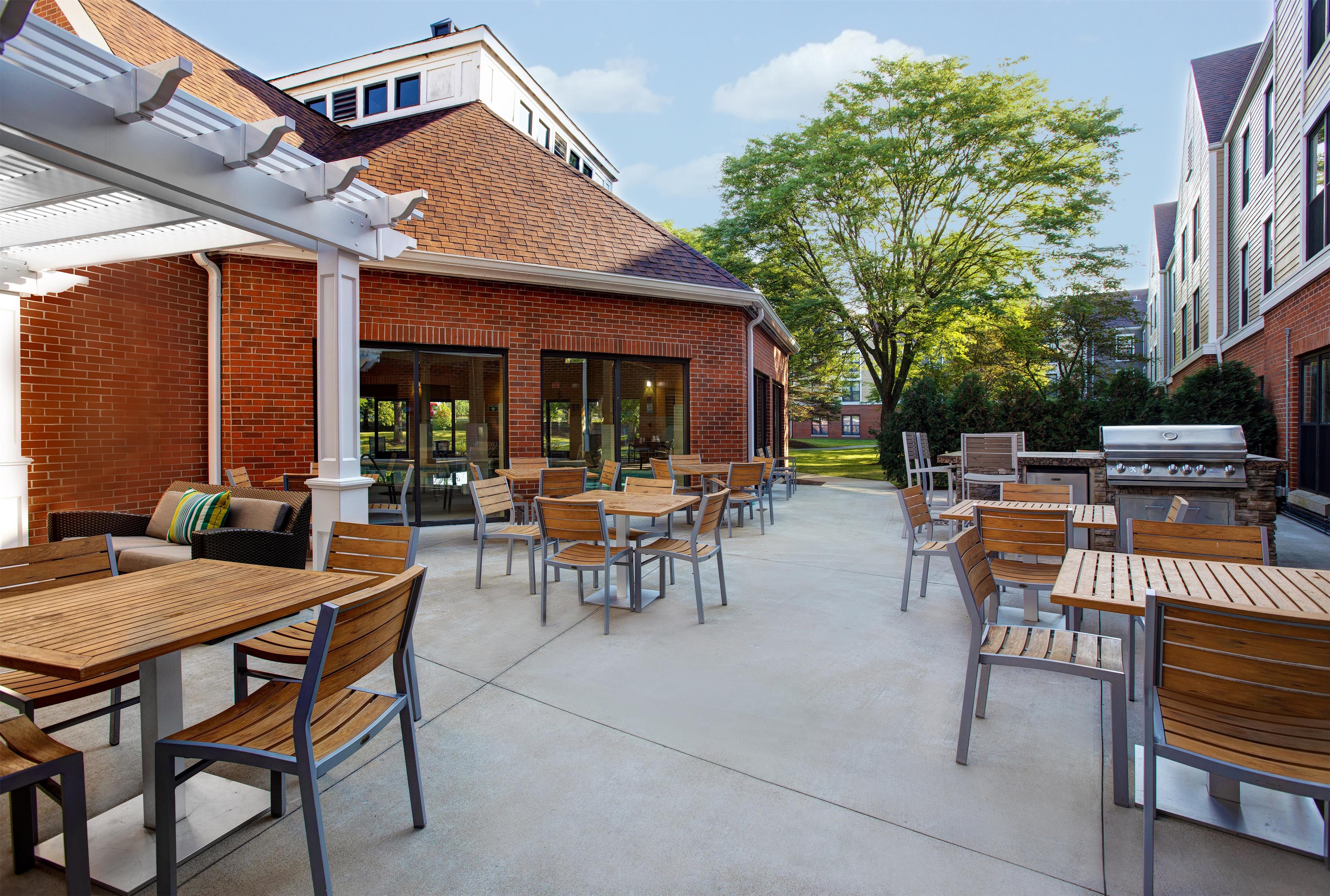 Exterior | Homewood Suites by Hilton Chicago-Lincolnshire