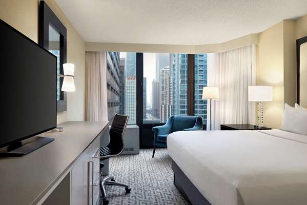  - DoubleTree by Hilton Hotel Magnificent Mile Chicago