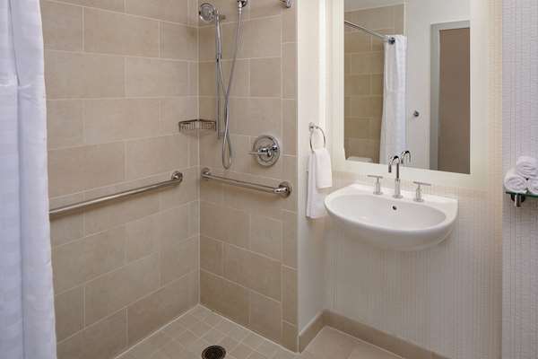  - DoubleTree by Hilton Hotel Magnificent Mile Chicago