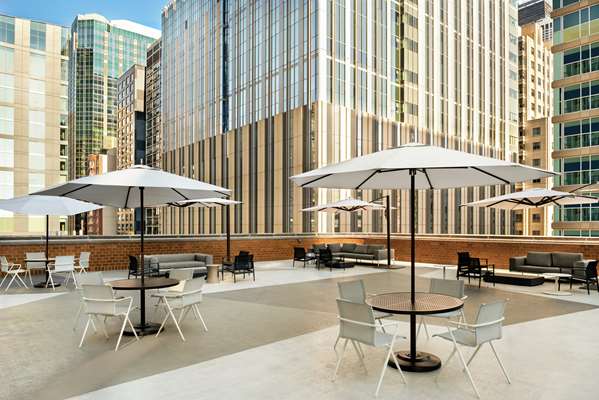 Exterior view - DoubleTree by Hilton Hotel Magnificent Mile Chicago