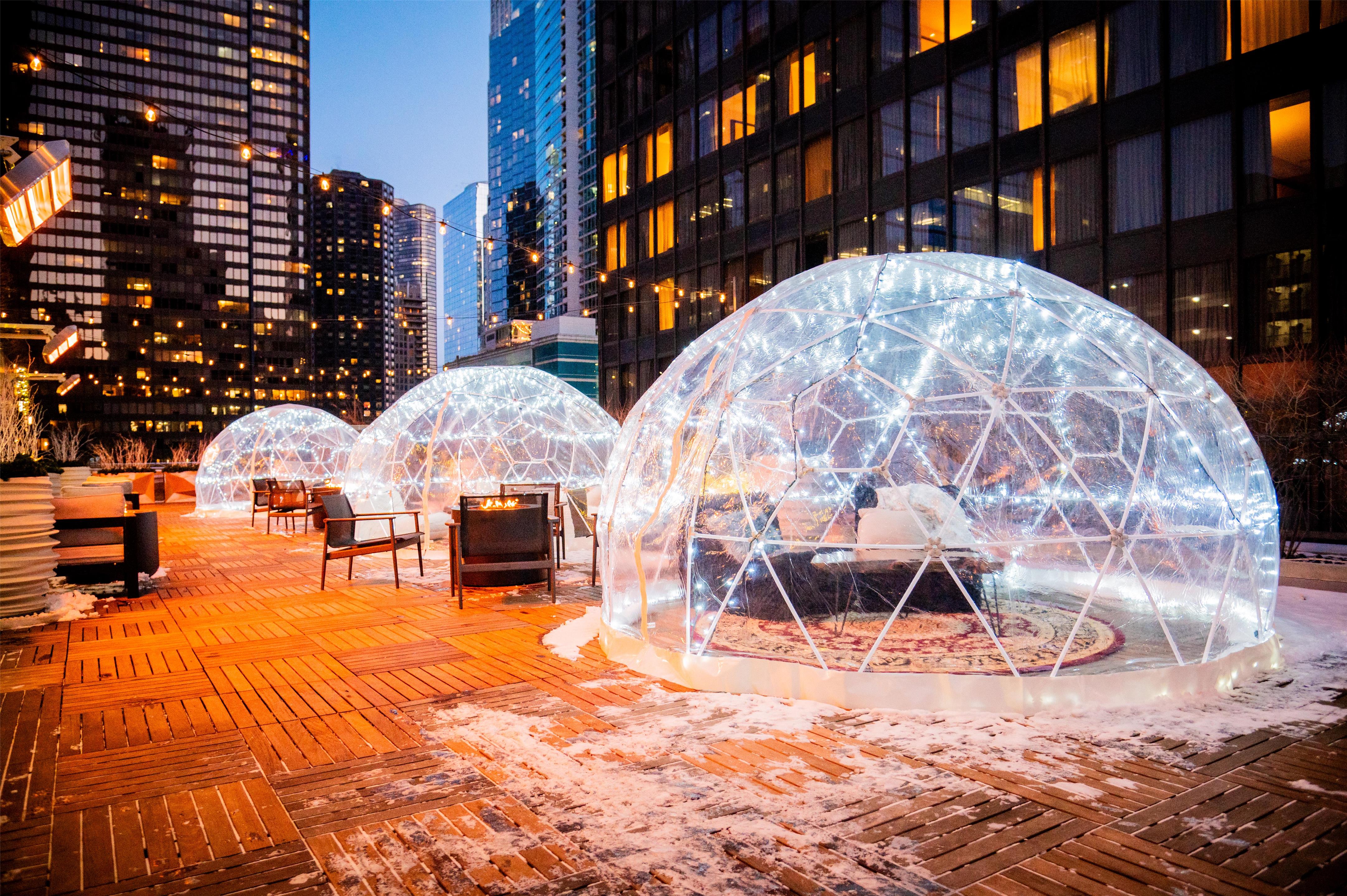 Exterior | DoubleTree by Hilton Chicago - Magnificent Mile