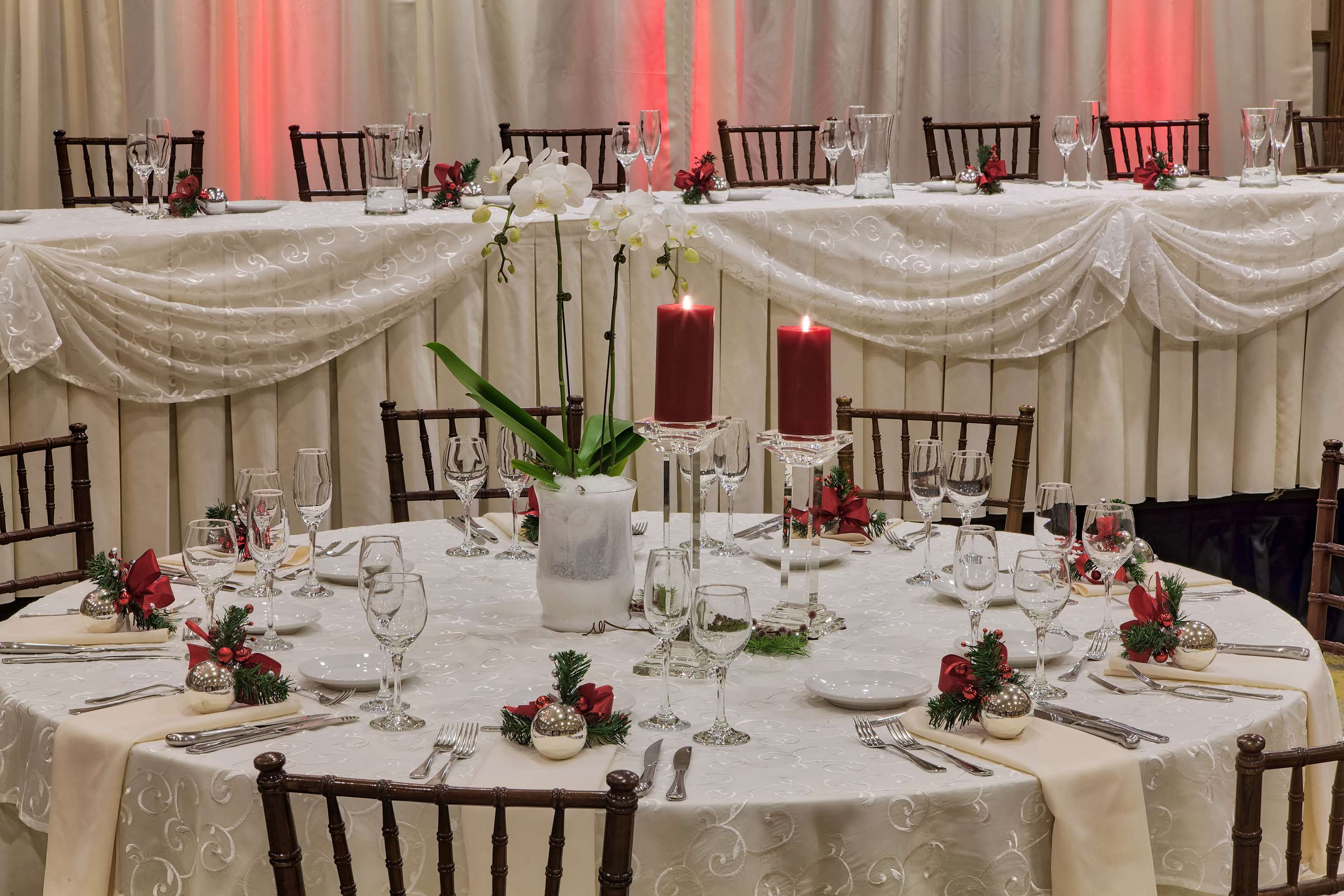 Meeting Room | DoubleTree by Hilton Libertyville - Mundelein