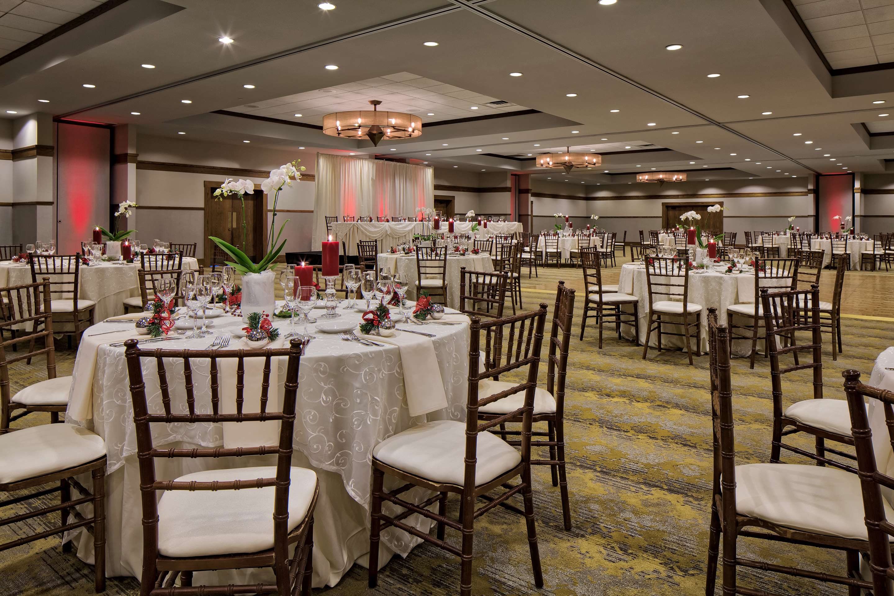 Meeting Room | DoubleTree by Hilton Libertyville - Mundelein