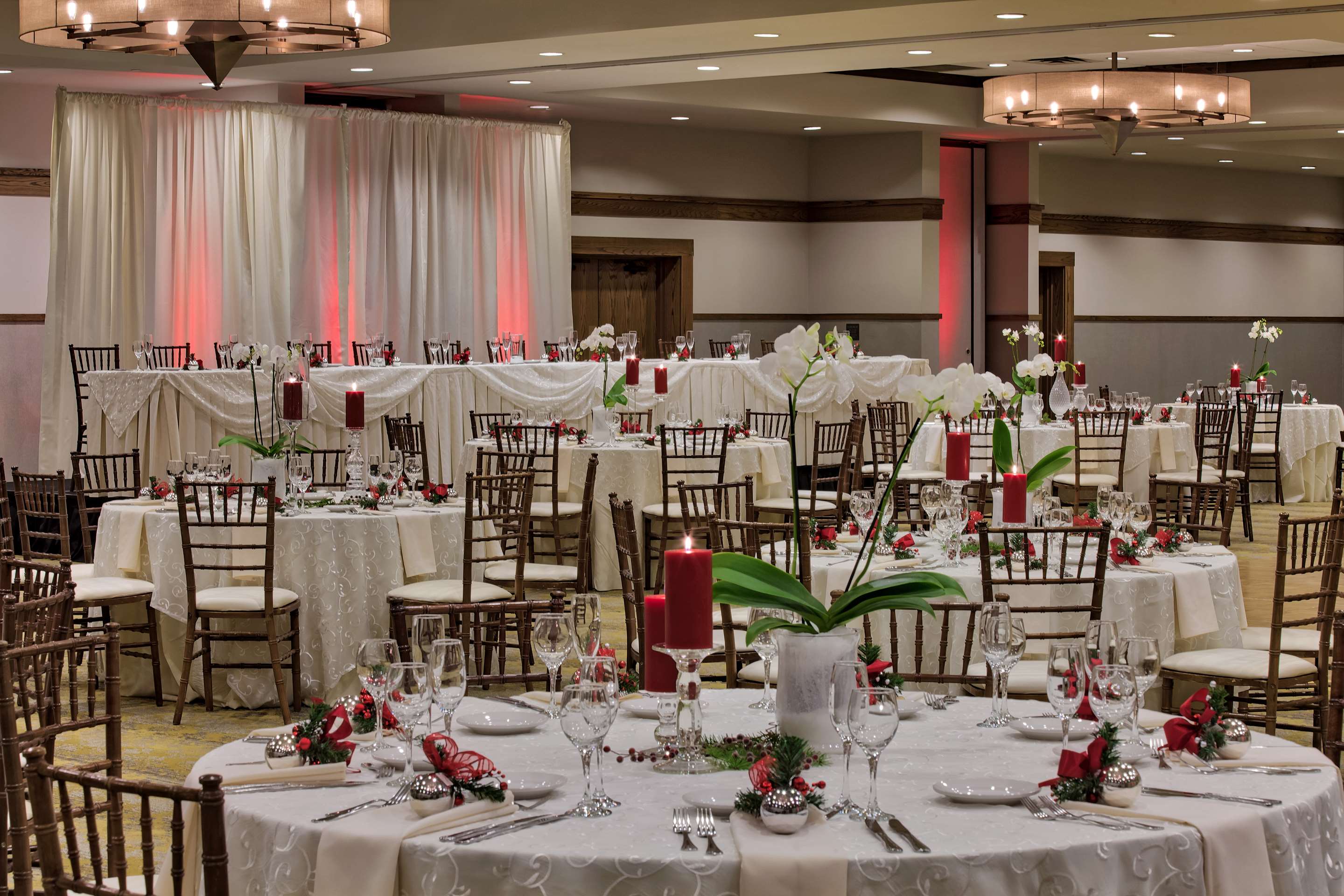 Meeting Room | DoubleTree by Hilton Libertyville - Mundelein
