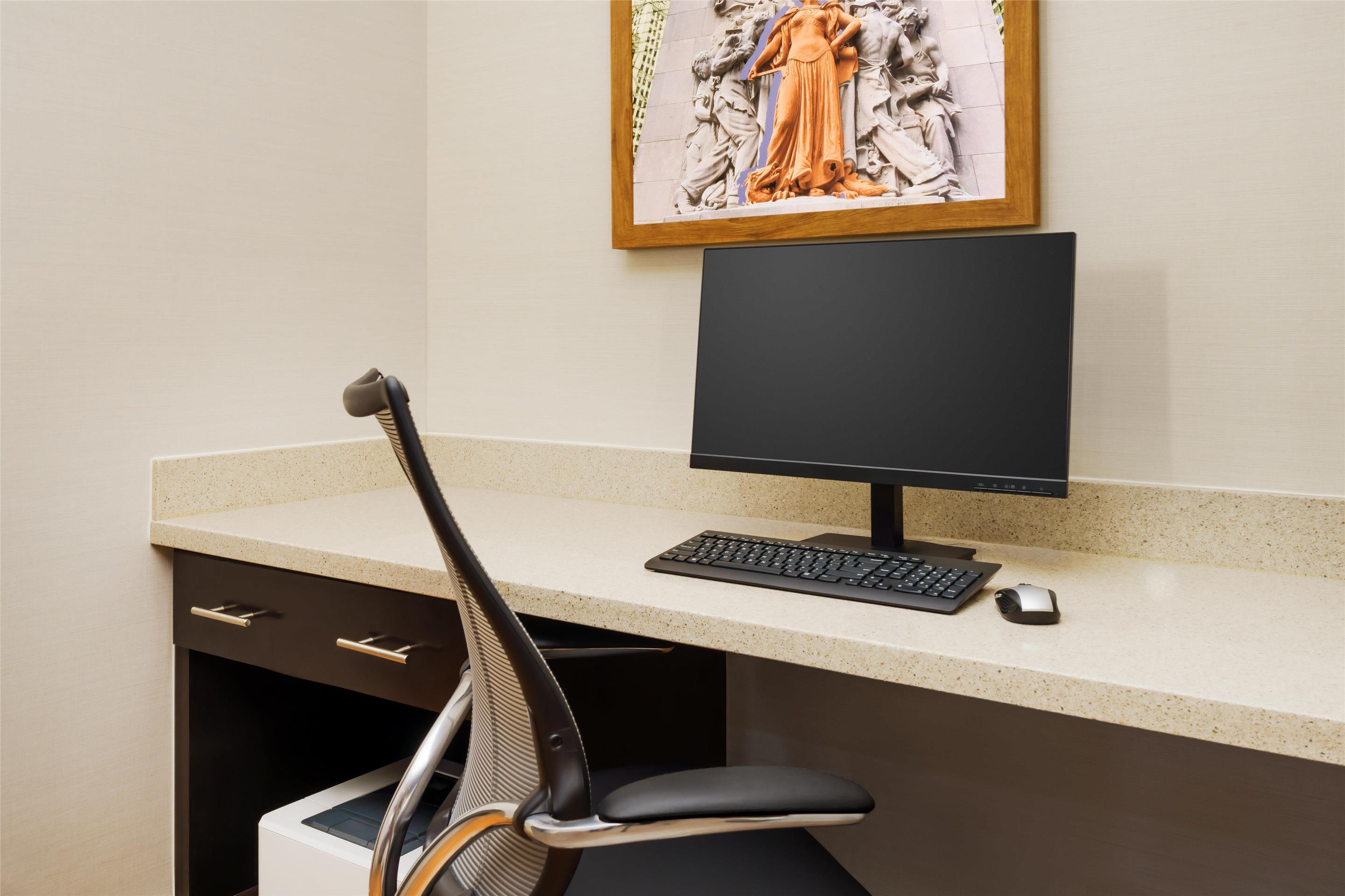 Business Center | Hampton Inn Chicago-Midway Airport