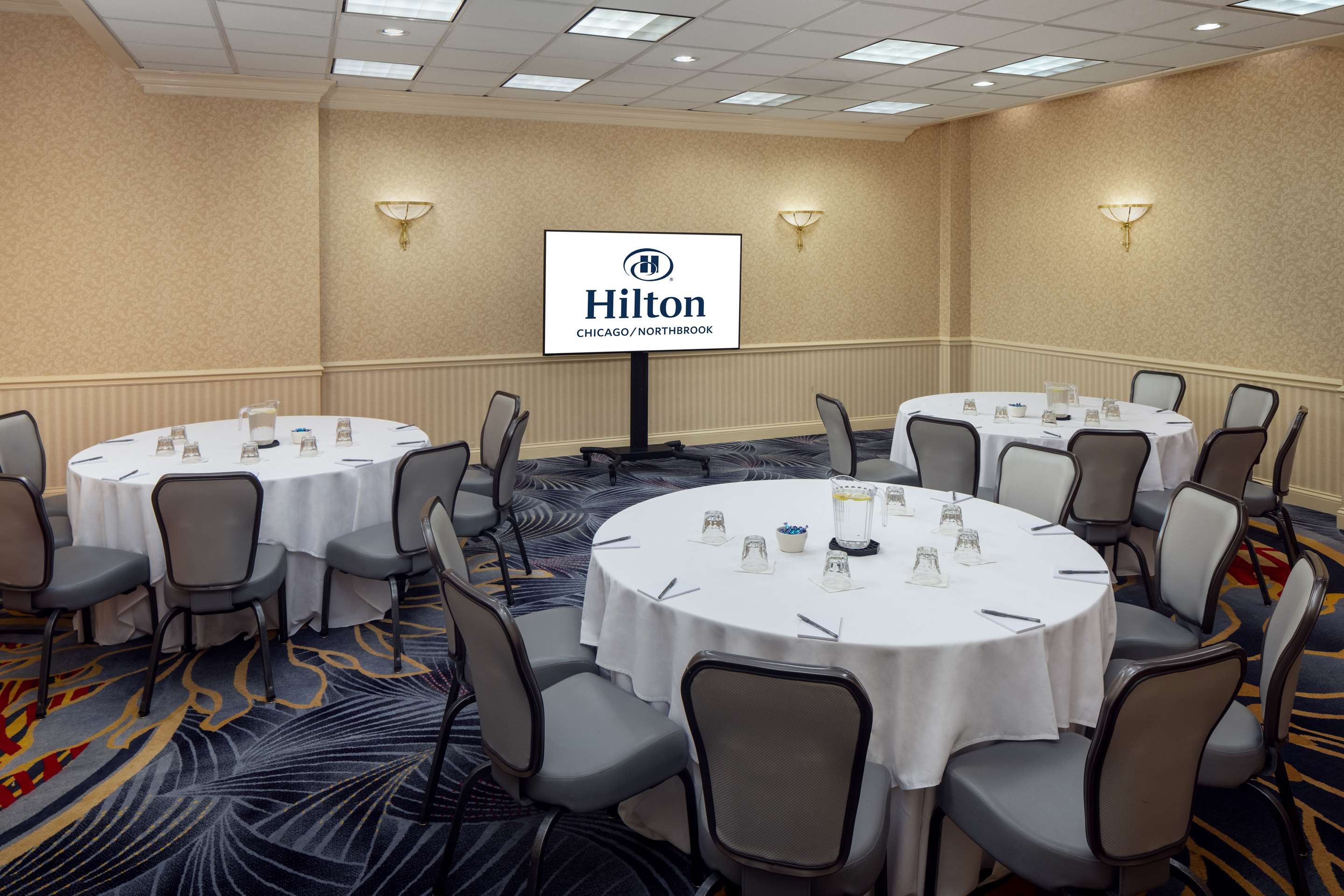 Meeting Room | Hilton Chicago/Northbrook