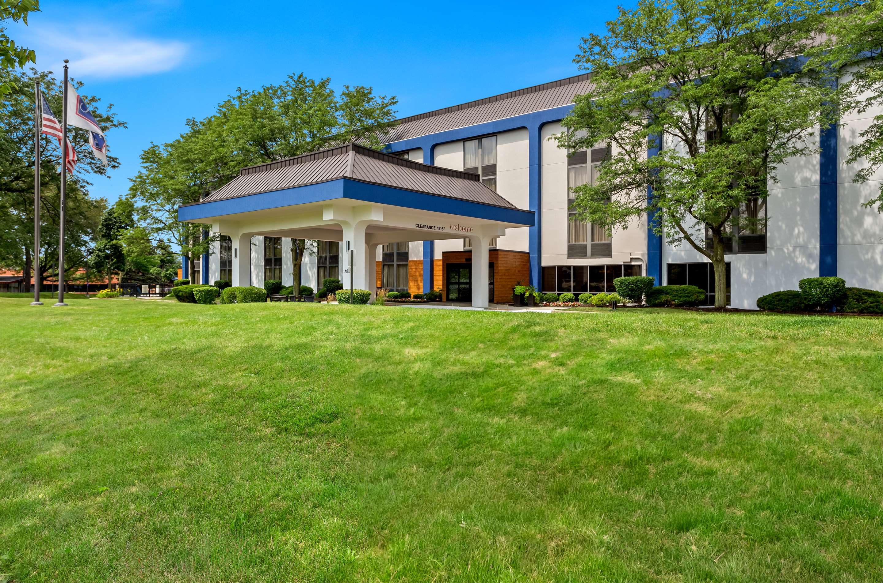 Exterior | Hampton Inn Chicago/Naperville