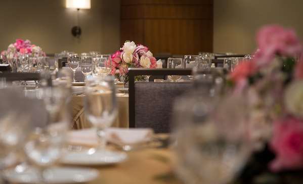  - DoubleTree by Hilton Hotel Oak Brook