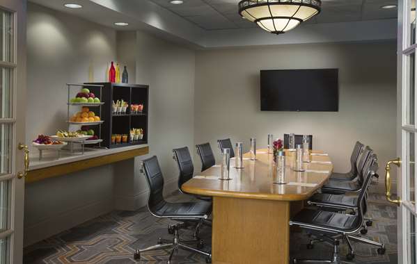  - DoubleTree by Hilton Hotel Oak Brook