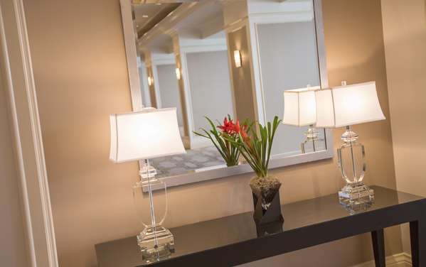  - DoubleTree by Hilton Hotel Oak Brook