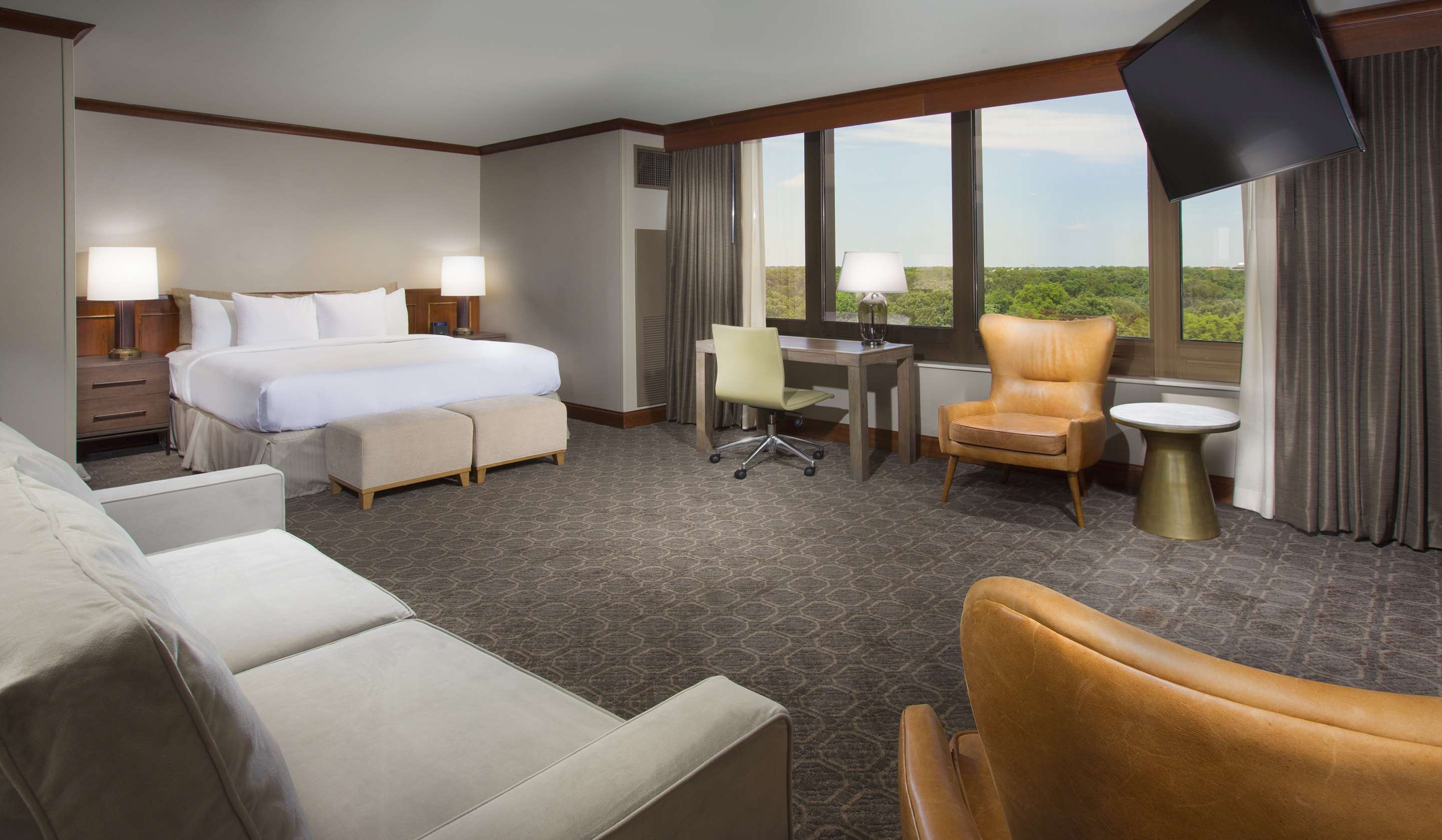Guest room