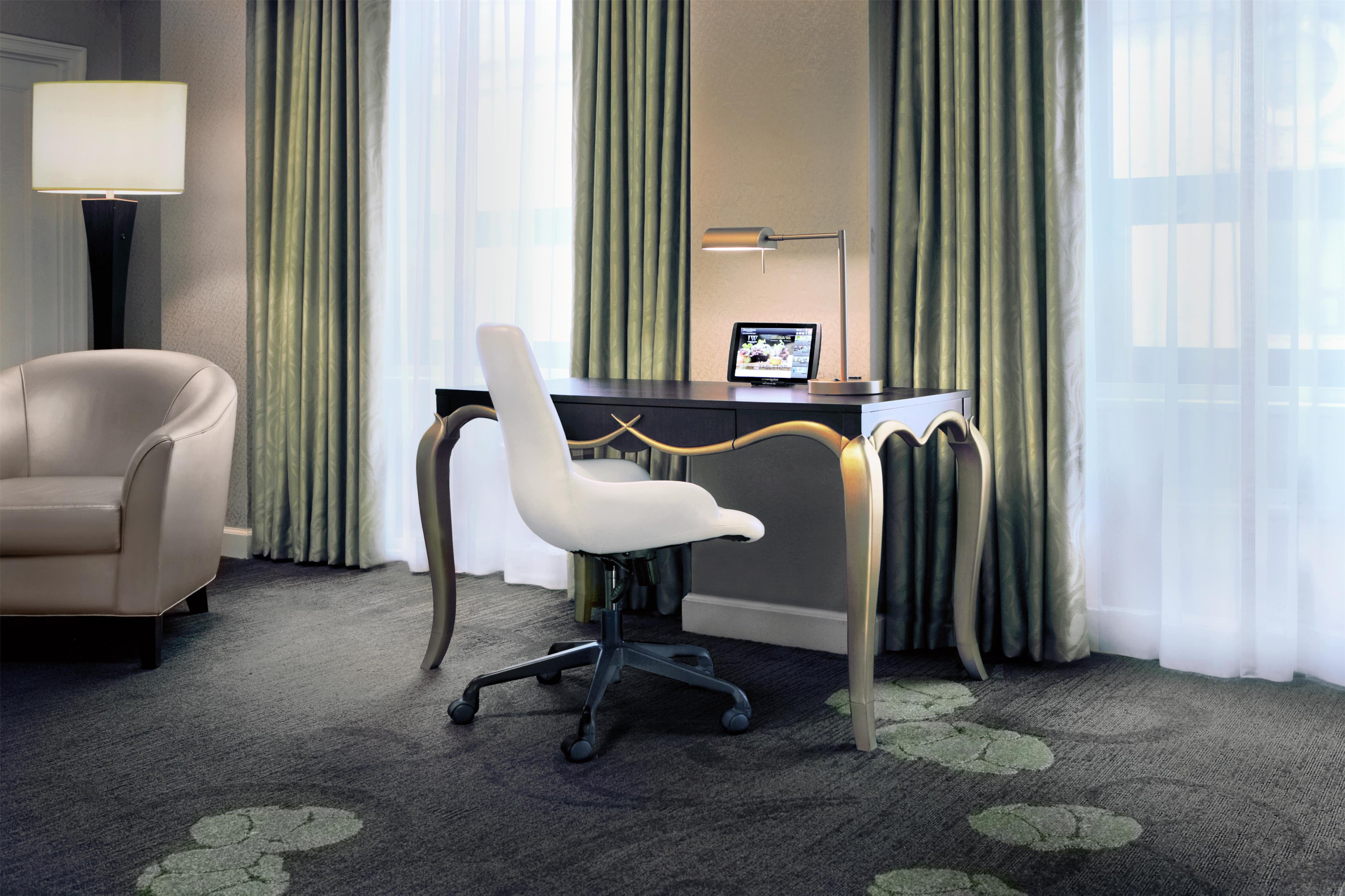 Guest room