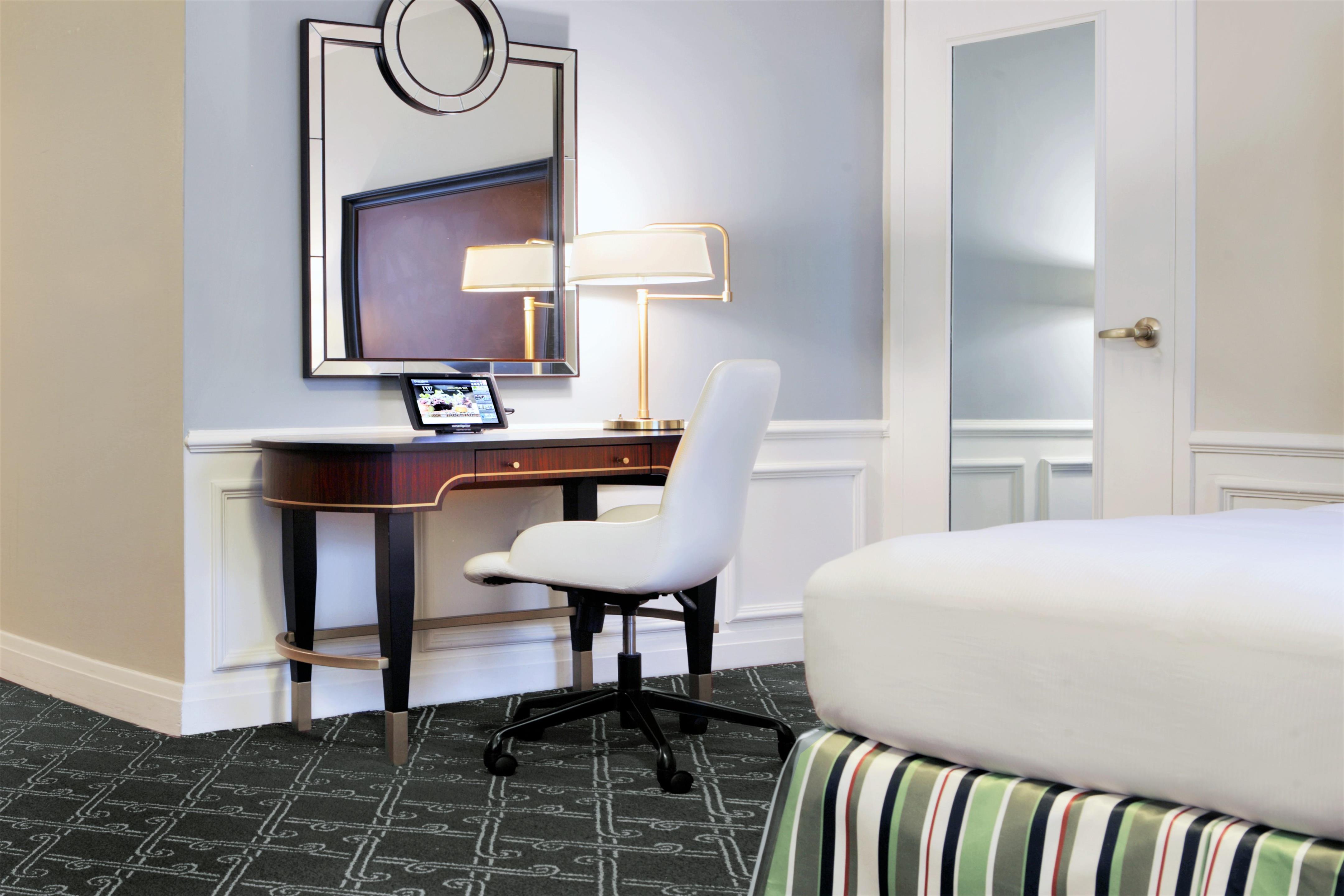 Hip & Historic Suite - 1 King Bed + Hip & Historic King Room