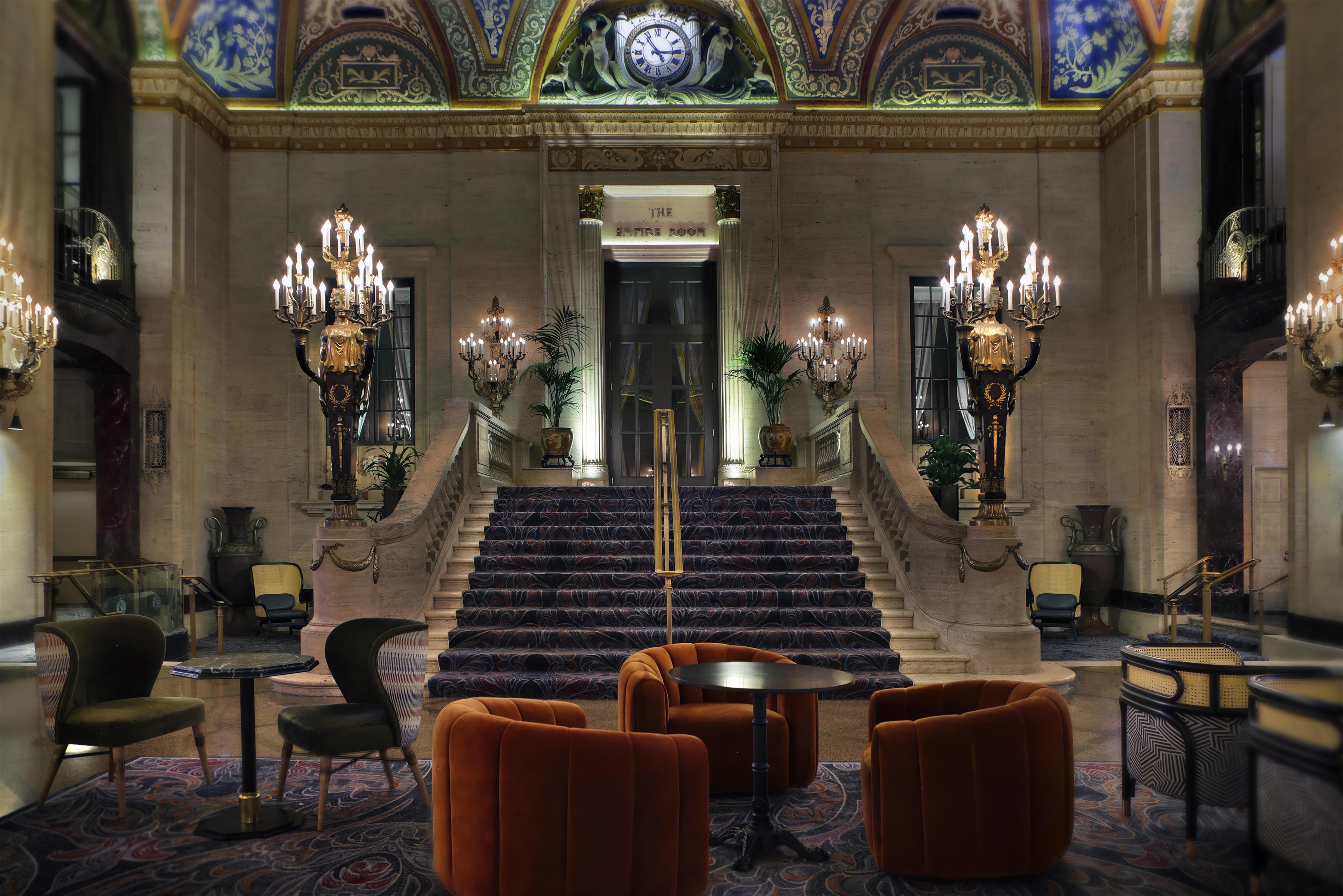 Lobby | Palmer House a Hilton Hotel