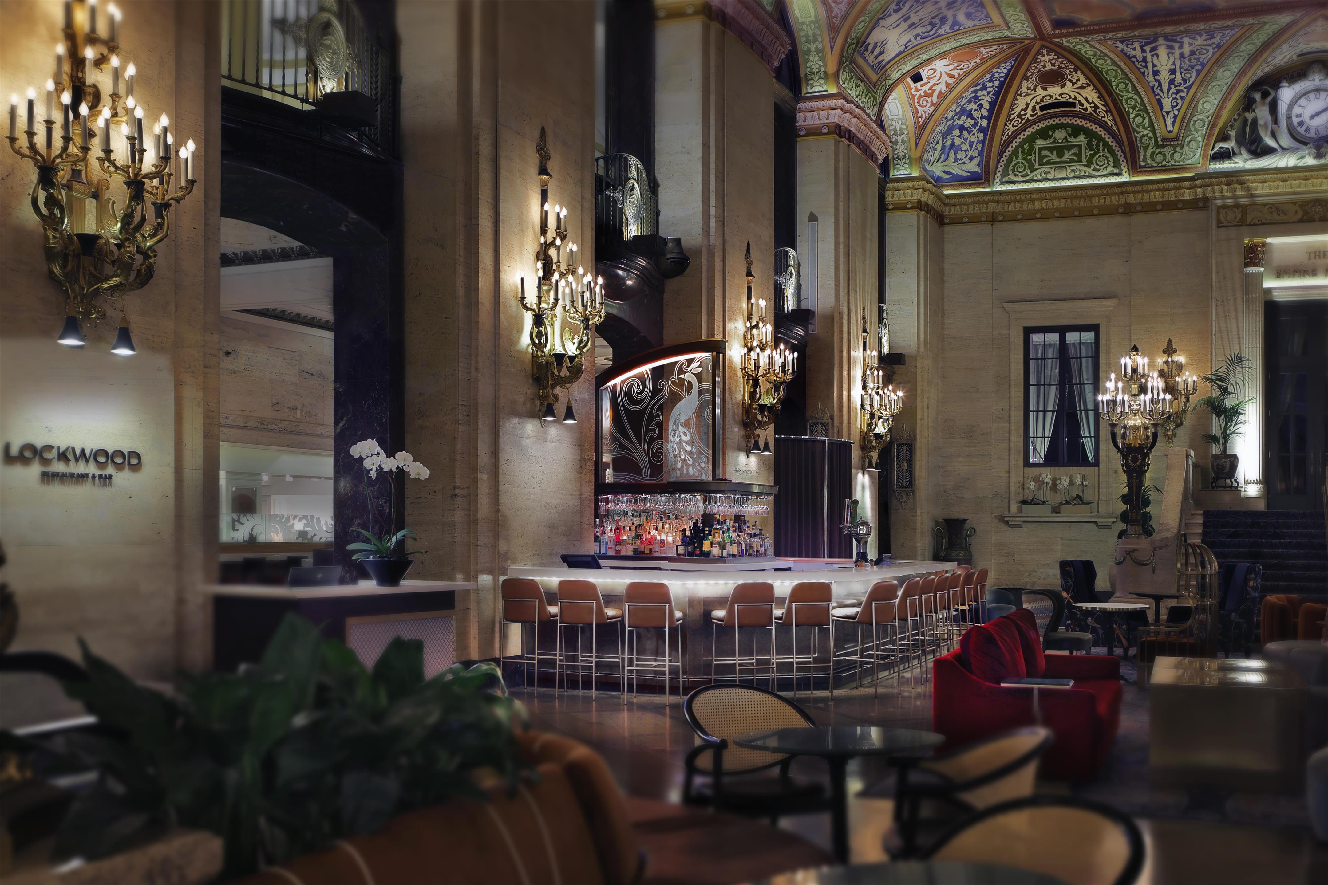 Lobby | Palmer House a Hilton Hotel