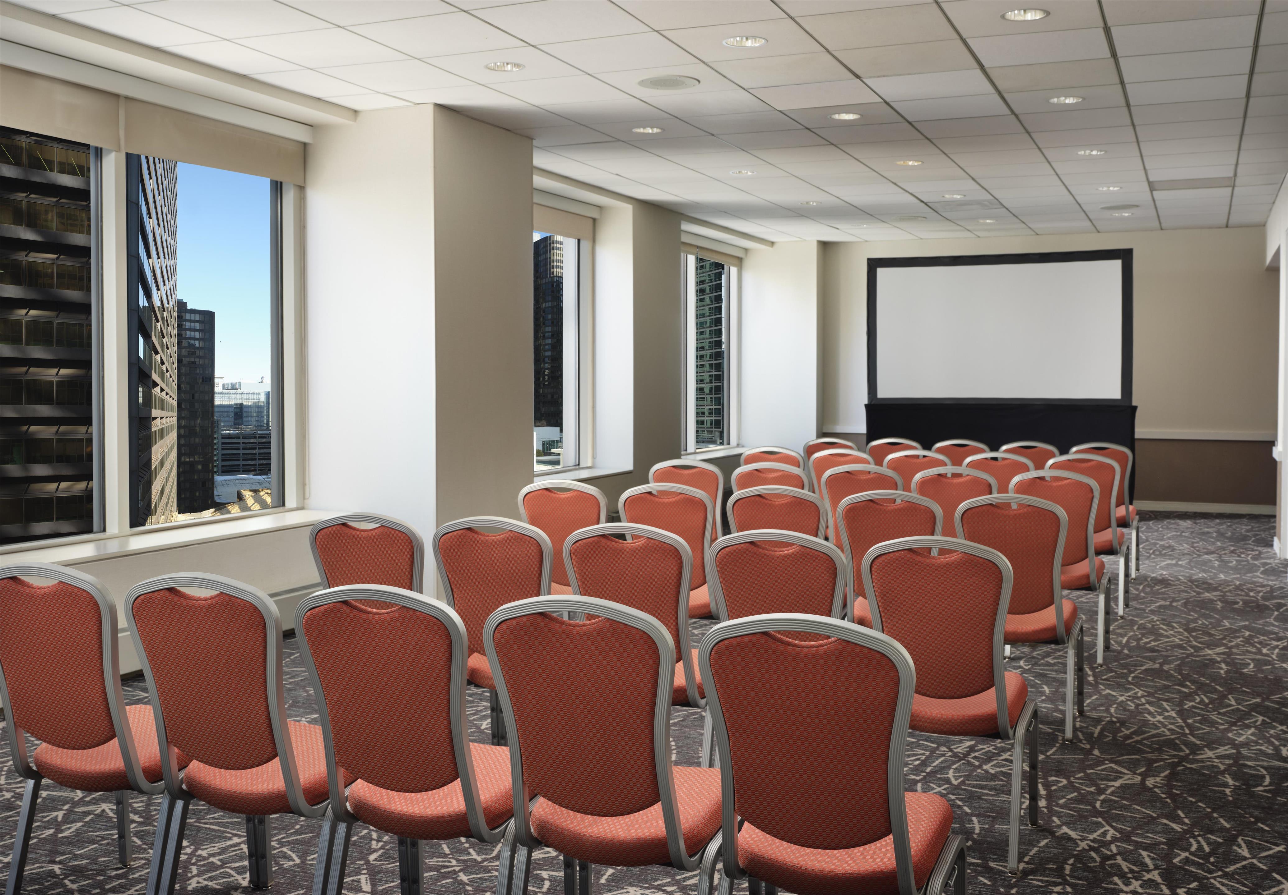Meeting Room | Embassy Suites by Hilton Chicago Downtown Magnificent Mile