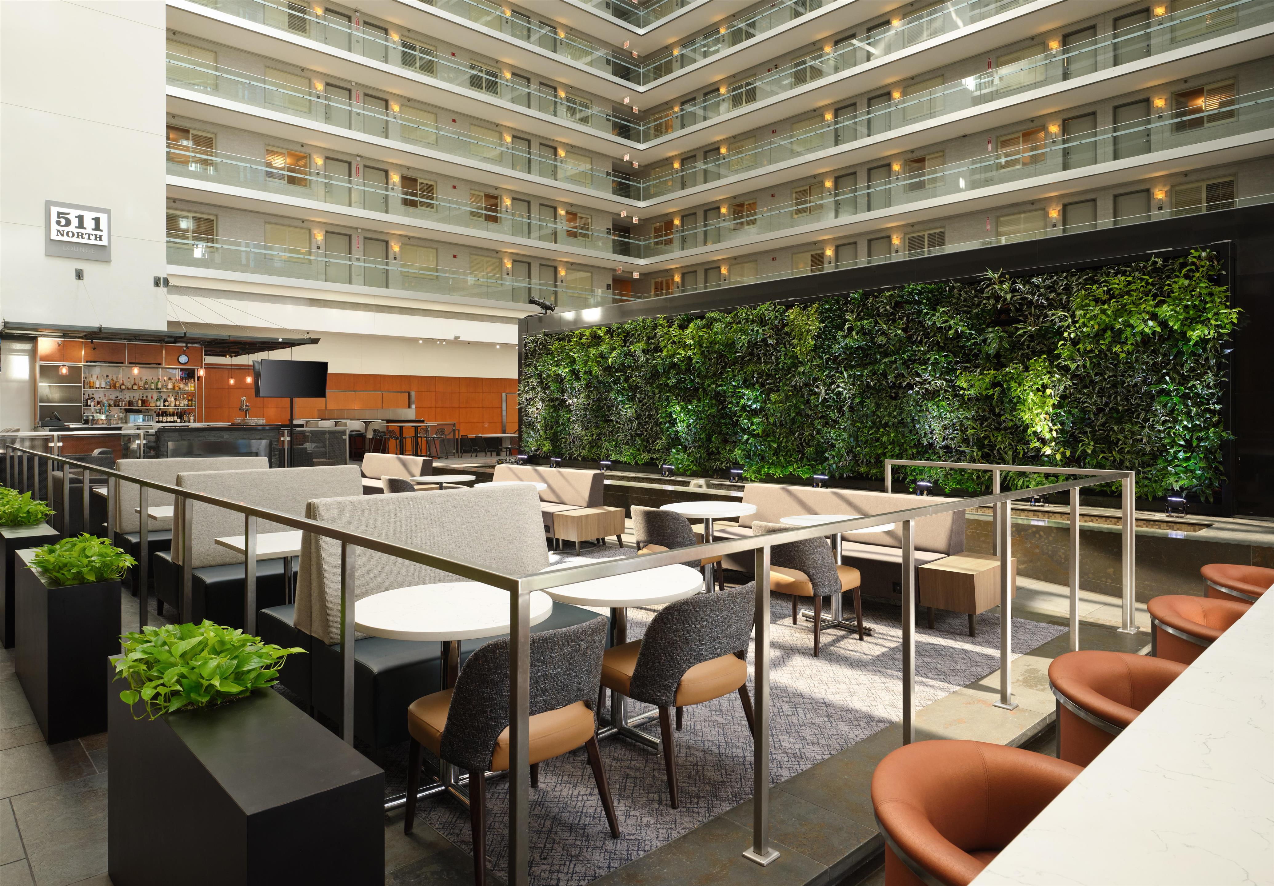Lobby | Embassy Suites by Hilton Chicago Downtown Magnificent Mile