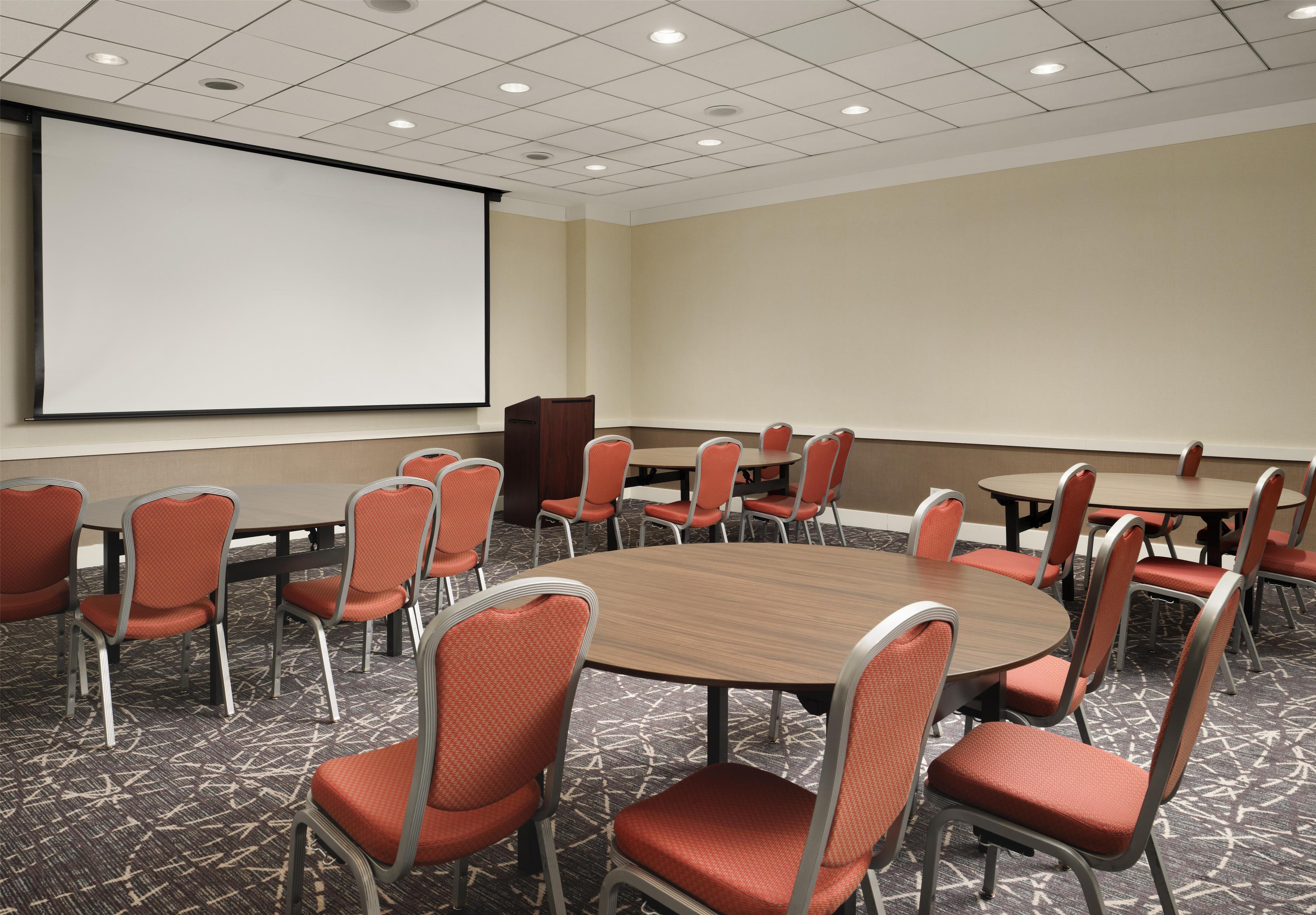 Meeting Room | Embassy Suites by Hilton Chicago Downtown Magnificent Mile