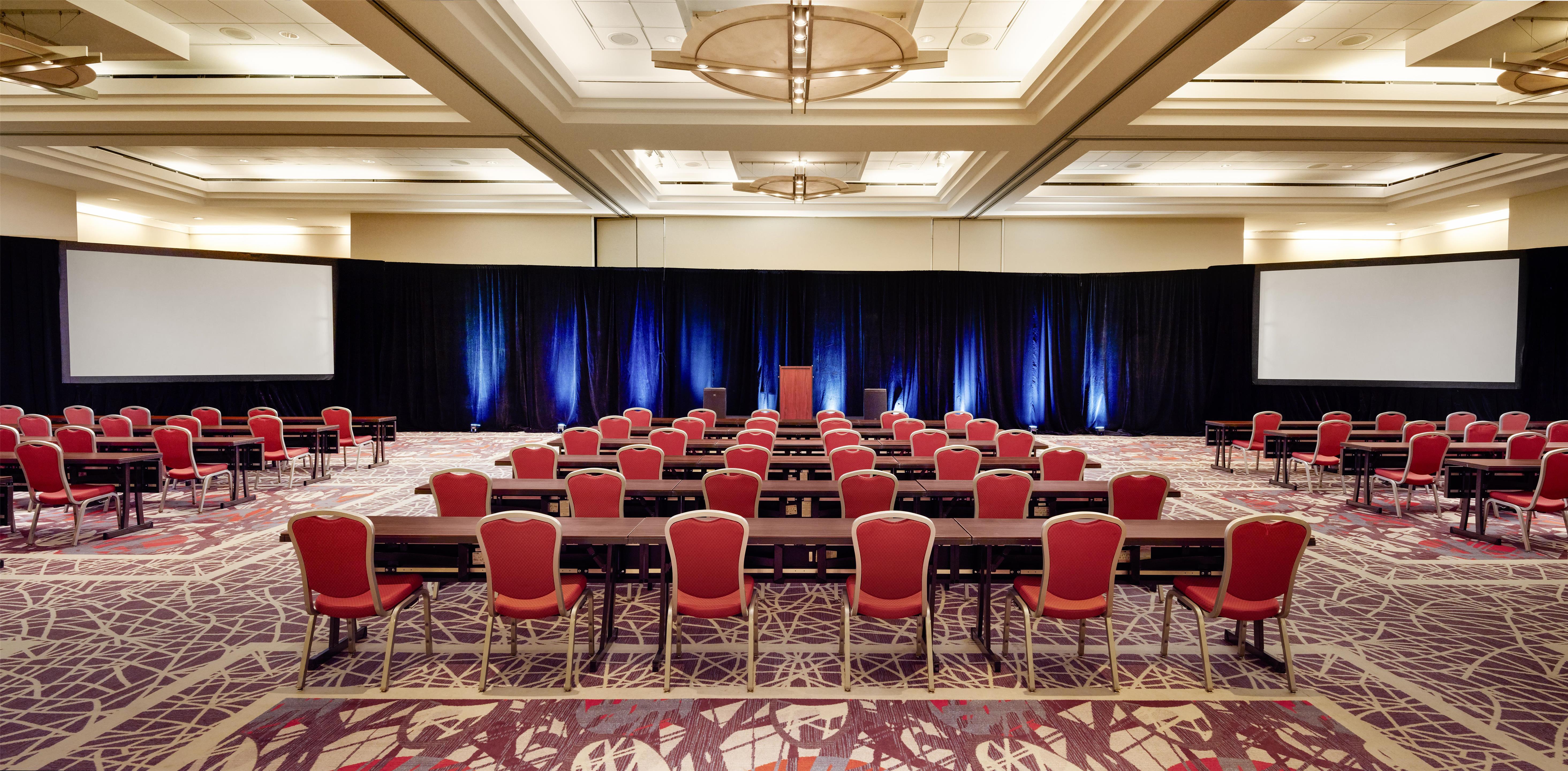 Meeting Room | Embassy Suites by Hilton Chicago Downtown Magnificent Mile