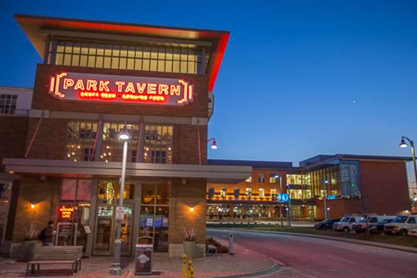 Restaurant - Embassy Suites O'Hare Airport Rosemont
