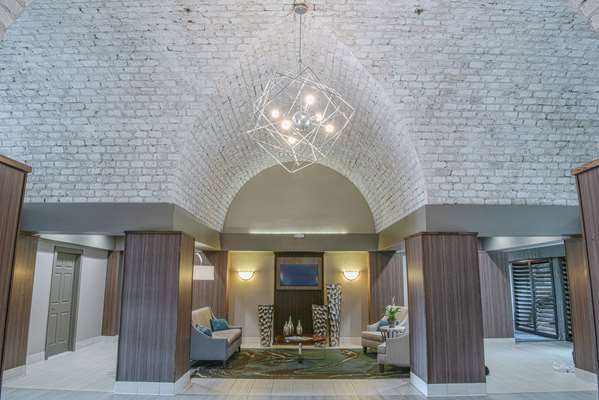  - Embassy Suites Schaumburg