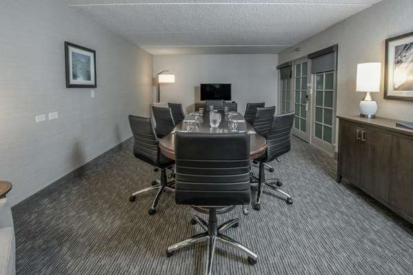  - Embassy Suites Schaumburg