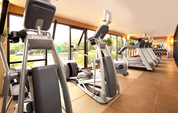 Fitness/ Exercise Room - Embassy Suites Schaumburg