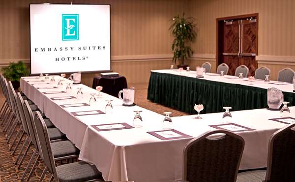  - Embassy Suites Schaumburg