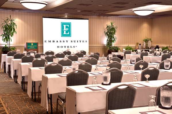  - Embassy Suites Schaumburg