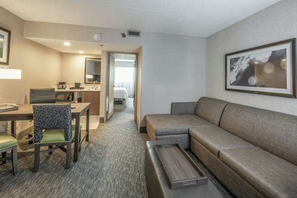  - Embassy Suites Schaumburg