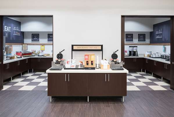 Amenities - Hampton Inn & Suites North Shore Skokie - I-94, Exit 35