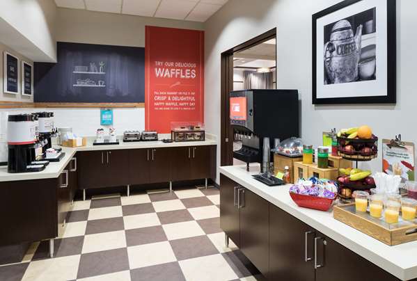 Amenities - Hampton Inn & Suites North Shore Skokie - I-94, Exit 35